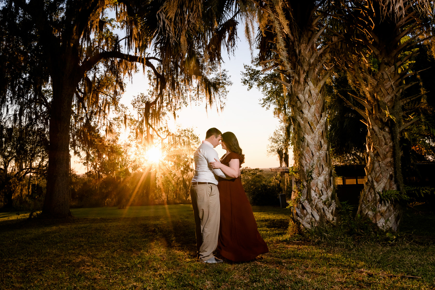 enchanting bok tower gardens engagement | couple holding each other